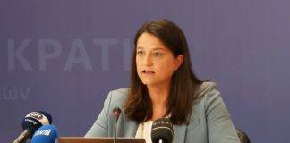 «Μαχαίρι» από Κεραμέως στις συνδικαλιστικές άδειες των εκπαιδευτικών