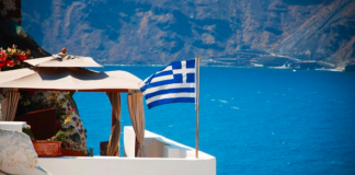 Άγγιξαν τα 11 δισ. ευρώ τα έσοδα από τον τουρισμό στο επτάμηνο Ιανουαρίου – Ιουλίου