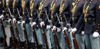 Στρατιωτικές σχολές: Μισθό 600 ευρώ τον μήνα και πρόσβαση υποψηφίων από όλα τα πεδία εξετάζει το υπουργείο Άμυνας