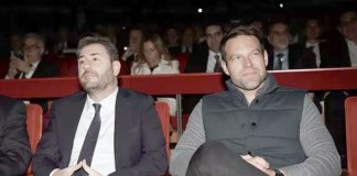 Για πρώτη φορά κυβέρνηση… χωρίς αντιπολίτευση – Σε δίνη ο ΣΥΡΙΖΑ, στην τελική ευθεία για εκλογές το ΠΑΣΟΚ