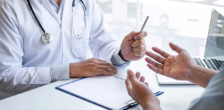 Προσωπικός γιατρός για όλους με δωρεάν επισκέψεις σε παιδίατρο και οικονομικά κίνητρα για τους νέους ιατρούς