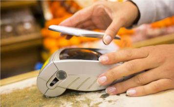 IRIS στα σούπερ μάρκετ: Τι αλλάζει από 1η Δεκεμβρίου – Οδηγός πληρωμών και πρόστιμα «φωτιά»