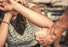 M. Χρυσοχοΐδης: Οι πολιτικές μας για την αντιμετώπιση της ενδοοικογενειακής βίας αποδίδουν – Θα συνεχίσουμε την προσπάθεια