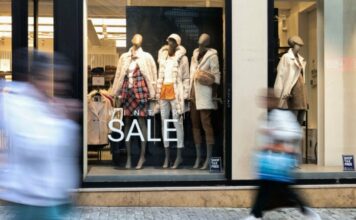 Χειμερινές εκπτώσεις 2026: Πότε αρχίζουν και τι πρέπει να προσέχετε στις αγορές σας