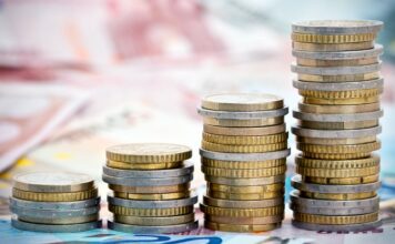 Εκτίναξη των χρεών προς την εφορία