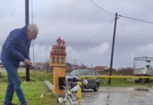 Πτώση σωλήνα στην κεντρική παροχή ηλεκτρολογικού πίνακα στο Λιμάνι Αβδήρων