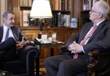 Μητσοτάκης σε Τασούλα: Φέρνω νέα ταραγμένων θαλασσών – Να αποφύγουμε τα χειρότερα στις σχέσεις ΕΕ- ΗΠΑ