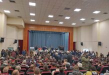 Στην Νίκαια της Λάρισας χθες, οι αγρότες της Ξάνθης