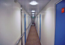 Πανικός σε σχολική εκδρομή: Βούλγαρος γυμνός μπήκε σε καμπίνα μαθητριών