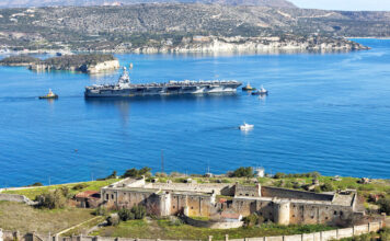 «Σκορπιός της ερήμου»: Ενεργοποιείται μυστικό σχέδιο της ΕΥΠ για τις αμερικανικές βάσεις στην Ελλάδα