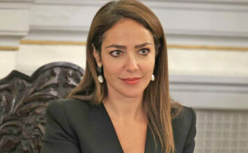 Δόμνα Μιχαηλίδου: Νέο σύστημα επισιτιστικής βοήθειας και επέκταση για τις «νταντάδες της γειτονιάς»