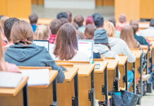 Στη Βουλή η ρύθμιση για την ισοτιμία των πτυχίων