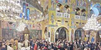 Επιστρέφουν στις εκκλησίες οι νεαροί Ξανθιώτες με τα παιδιά τους