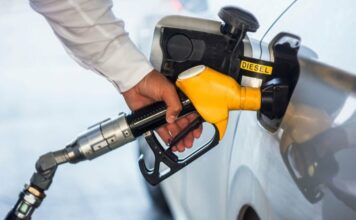 Αποδέσμευση στρατηγικών αποθεμάτων: Σύσκεψη στο ΥΠΕΝ για την αγορά καυσίμων