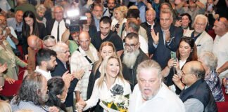 Στην Μ. Καρυστιανού ο… Στέλιος Μωραΐτης