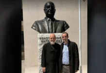 Στη Δερβιτσάνη ο Δημητριάδης: ιδιωτική επίσκεψη στην προτομή του παππού του, συνοδεία του Έντι Ράμα
