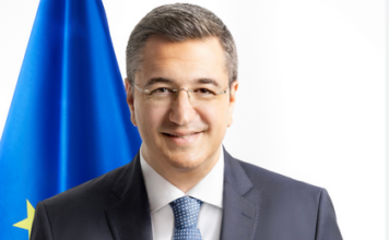 Επίτιμος Διδάκτορας του ΔΠΘ ο Απ. Τζιτζικώστας