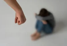Σοβαρό συμβάν ενδοοικογενειακής βίας στην Κομοτηνή – Στο Νοσοκομείο νεαρή