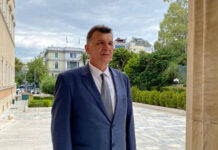 Μπουρχάν Μπαράν: Μια νέα συμφωνία με την κοινωνία