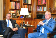 Ο Μητσοτάκης στον Τασούλα: Παρέμβαση για το πετρέλαιο θέρμανσης με επιδότηση στην αντλία και οριζόντια αύξηση στο επίδομα