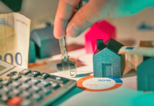 Servicers: Καμπάνες 500.000€ για αυθαιρεσίες, πλαφόν στις προκαταβολές και πάγωμα τόκων