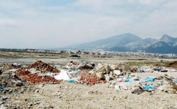 Συνεχίζουν να ρίχνουν σκουπίδια στον Κόσυνθο -Έκκληση του ΕΒΕ Ξάνθης στα μέλη του