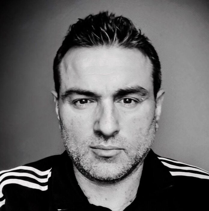 torosidis kostas